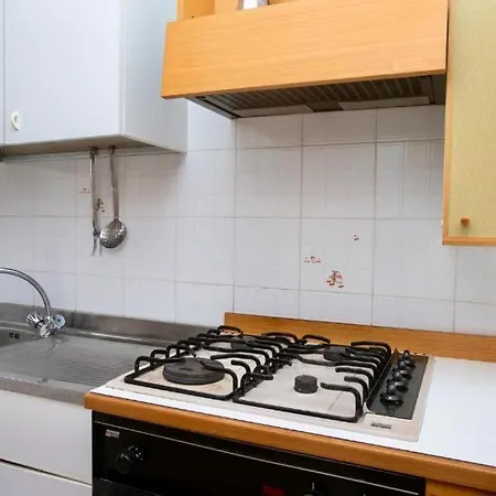 Bilocale Con Giardino Al Centro A - S075 Apartment *